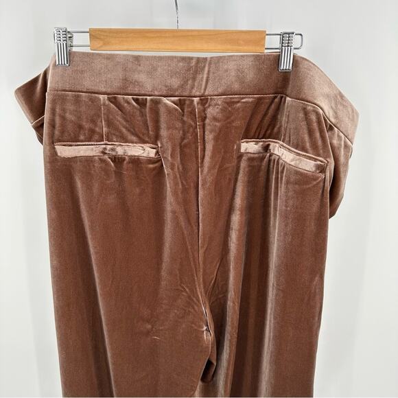 Isaac Mizrahi Live! Tall velour lounge pants in hickory brown Size 3XT - Picture 7 of 10